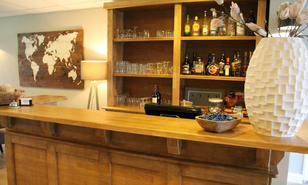Hotel Triniteit 테르노젠 외부 사진