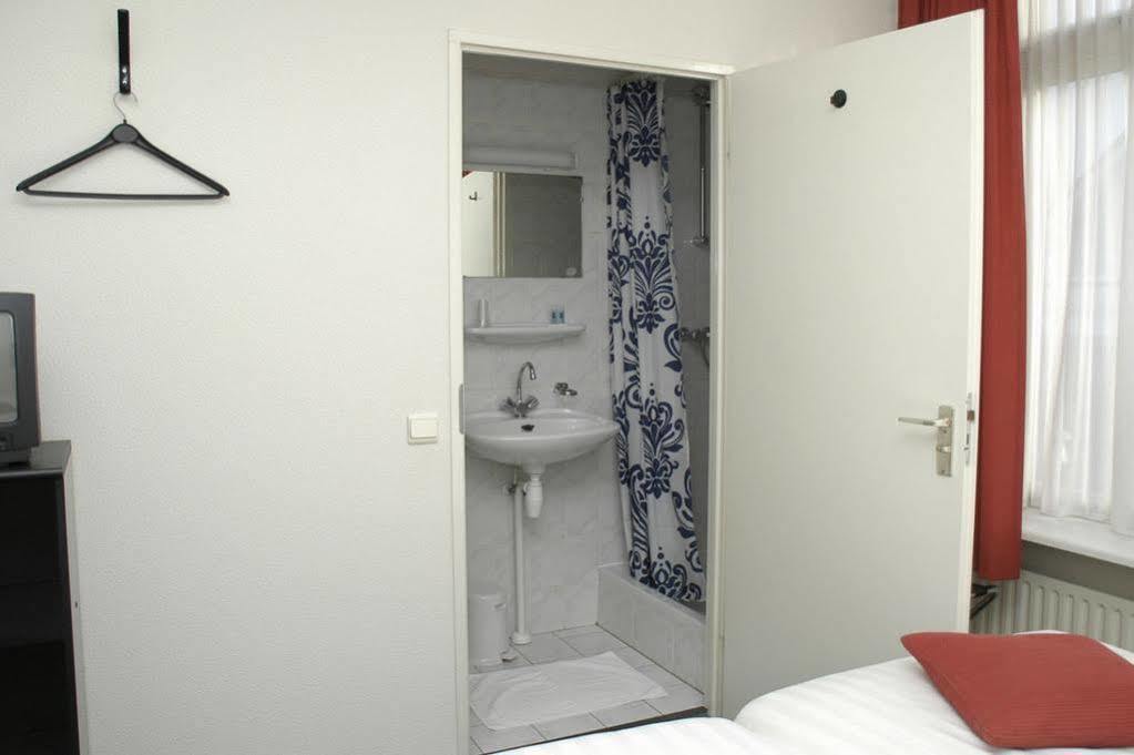 Hotel Triniteit 테르노젠 외부 사진