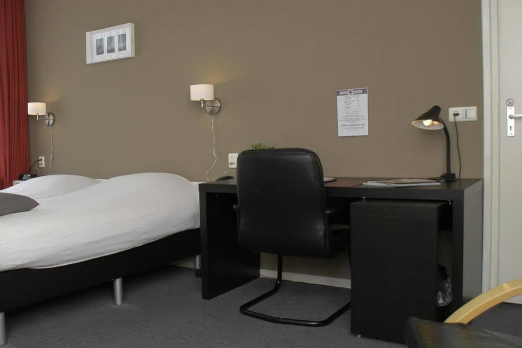 Hotel Triniteit 테르노젠 외부 사진
